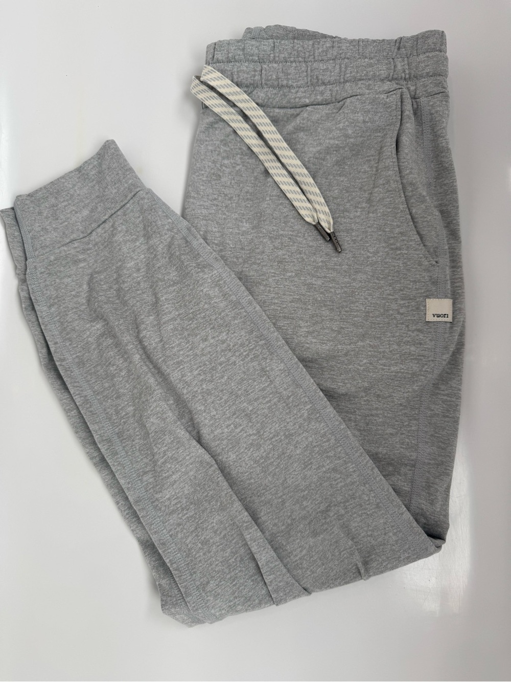 Vuori Women’s Heather Gray Joggers
